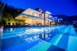 Kalabalık Ailelere Uygun Kiralık Viila Seçenekleri 2023 - Villa Villam